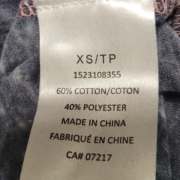 Shoulder Cut Out T-Shirt, EUC - Picture 7 of 10